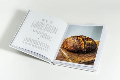 Sauerteig: Einfach gut backen Herzhaft und süß - 30 bewährte Backrezepte. Mit ausführlichen Anleitungen und Step-by-Step-Fotostrecken