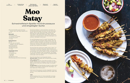 Thai Kitchen: 100 Rezepte aus der Thailändischen Küche. Von Pad Thai über Thai Curry bis Tom Kha Gai