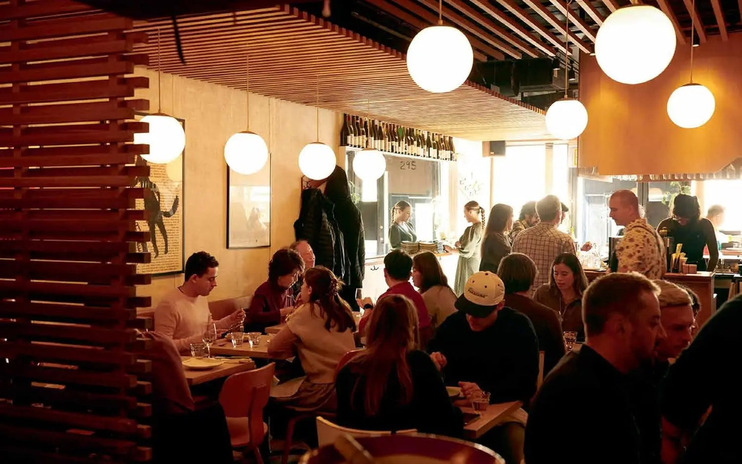 The Four Horsemen: Food and Wine for Good Times from the Brooklyn Restaurant (English Edition) Abrams & Chronicle Books