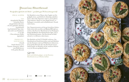 Christmas Cookie Box: Plätzchen zum Verschenken und Genießen. Edles Weihnachtsbackbuch mit Lesebändchen und Goldschnitt. Mit 50 leckeren Plätzchen-Rezepten